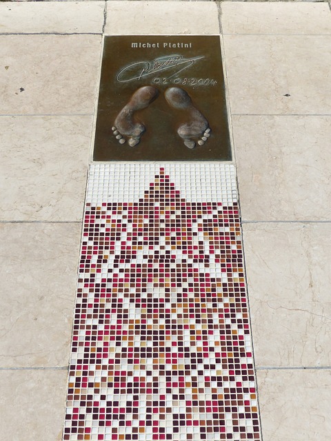 起迎接更多 起迎接更多